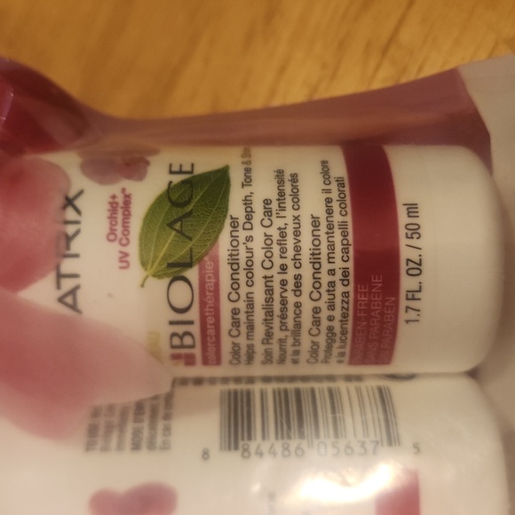 BIOLAGE COLOR CARE TRAVEL SHAMPOO & CONDITIONER NEW - Picture 4 of 5